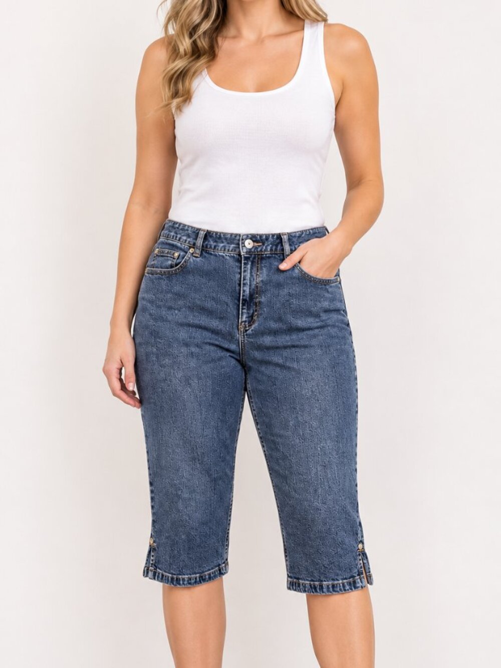 Northern Reflections Denim Capri Shorts Size 8 Weekend Stretch Cotton Blue